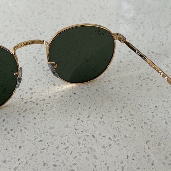 Rayban  | Round metal sunglasses slightly used in great condition - Picture 8 of 10